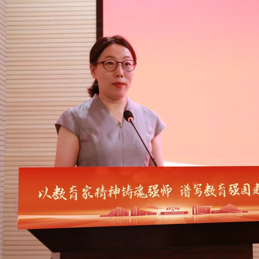 向上的力量 | 廿四载职教微光，种下“一辈子”的希望