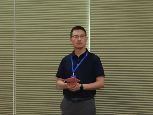 凡人微光 | 潜心为匠 焊笔生花