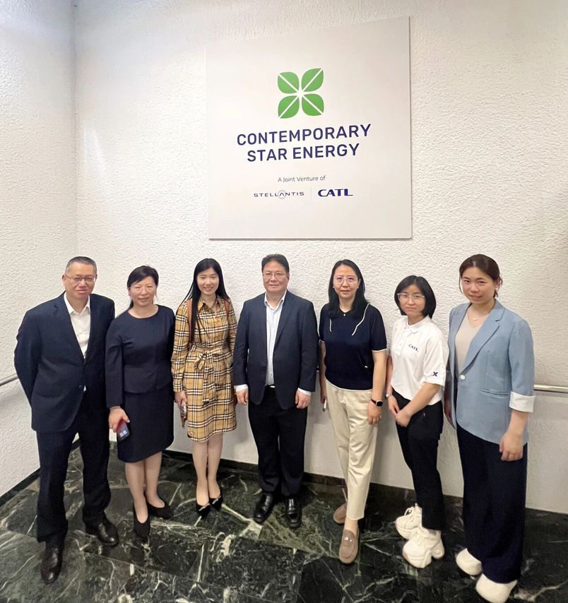 访问实地考察宁德时代与Stellantis集团的合资工厂 访问实地考察宁德时代与Stellantis集团的合资工厂